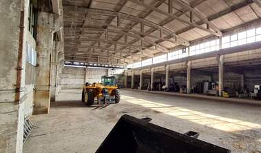 Verkauf - Industriegebäude/Autowerkstatt/Lagerhalle/Lager in Sewerna promischlena zona,  Montana
