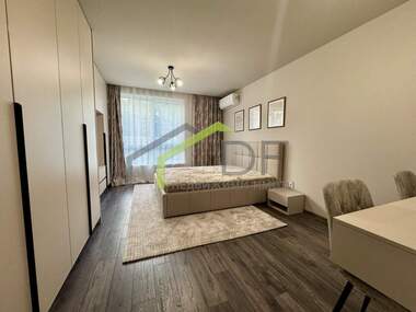 Vânzare - Apartament în Izgrev,  Varna