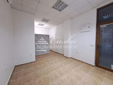For rent - Office in Center,  Shumen