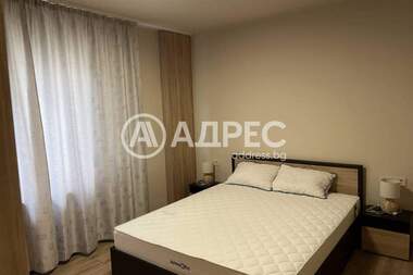 Аренда - Квартира в Изток,  София