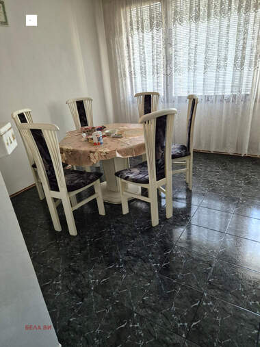 Продажба - Апартамент в Радомир,  Перник