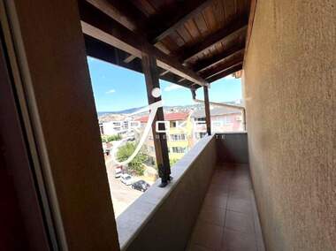 Satış - Apartman olarak Vazrojdenci,  Karcali
