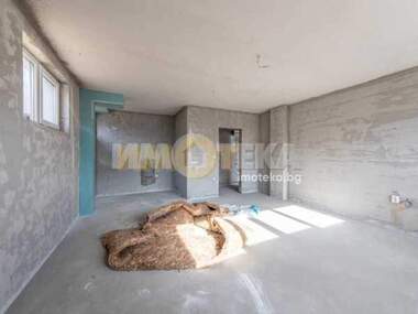 For sale - Office in Vazrajdane 2,  Varna