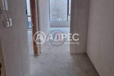 Satış - Apartman olarak Vazrajdane 1,  Varna