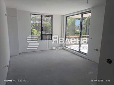 Продажба - Апартамент в Зорница,  Бургас
