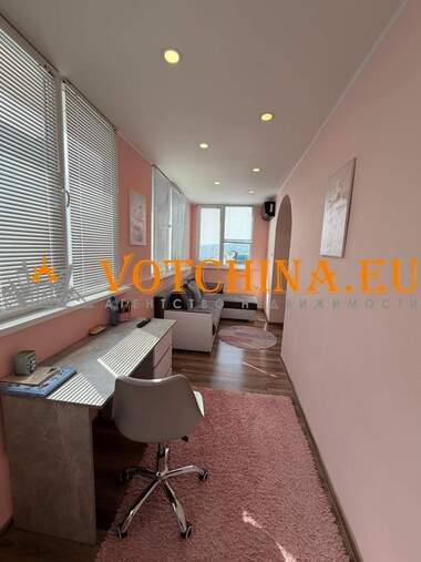 Verkauf - Wohnung in Sportna zala,  Warna