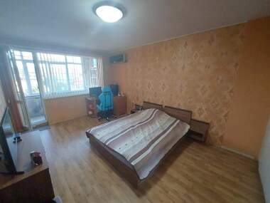 Verkauf - Wohnung in Zentar,  Targowishte