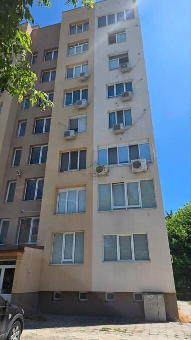 For sale - Apartment in Center,  Pazardjik