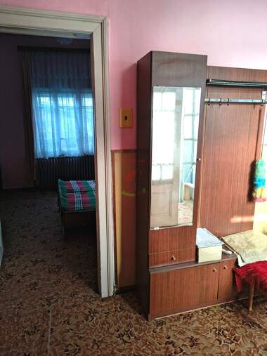 Продажба - Етаж от къща в Център,  Пазарджик