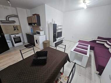Miete - Wohnung in Mladejki halm,  Plowdiw