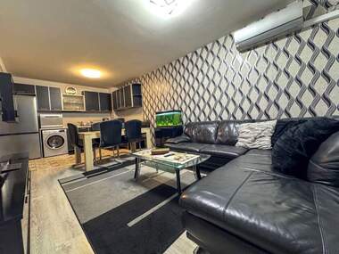 Închiriere - Apartament în Izgrev,  Burgas