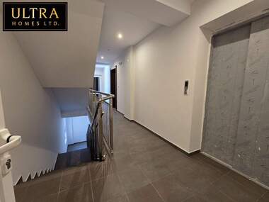 Продажа - Квартира в Мадика,  Бургас