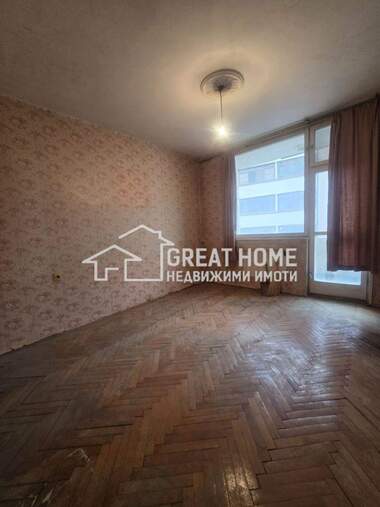 Продажа - Квартира в Център,  Търговище