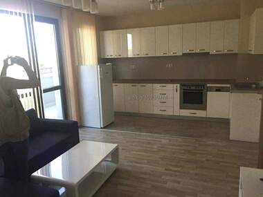 Miete - Wohnung in Marascha,  Plowdiw