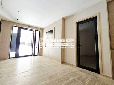 Vânzare - Apartament în Kărșiaka,  Plovdiv