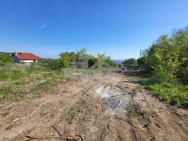 Satış - İnşaat arsası olarak Planova,  Varna