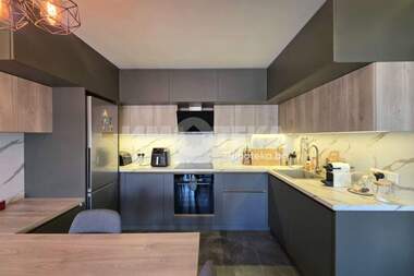 Продажа - Квартира в Люлин-9,  София