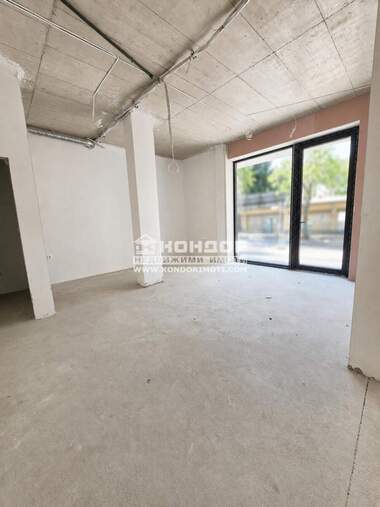 For sale - Store in Kiuchuk Parij,  Plovdiv