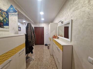 For sale - Apartment in 9-ti kvartal,  Pleven
