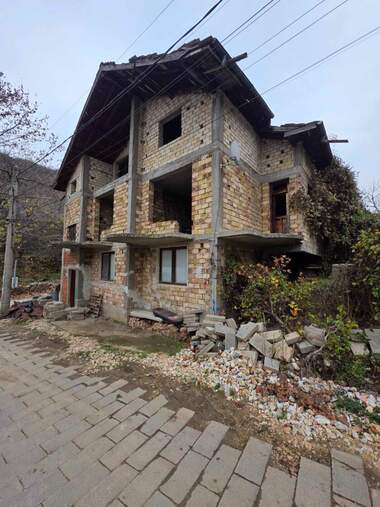 Verkauf - Haus in Perushtiza,  Plowdiw