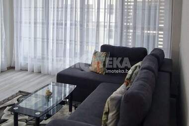 For rent - Apartment in Mladejki halm,  Plovdiv