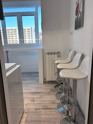 Vânzare - Apartament în Mladost 1,  Varna