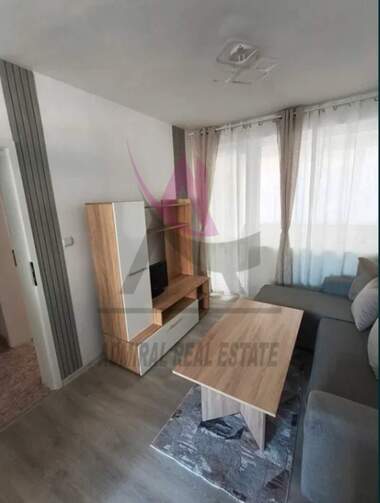Închiriere - Apartament în Okrăjna bolnița - Generali,  Varna