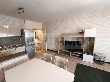 Vânzare - Apartament în Levski,  Varna