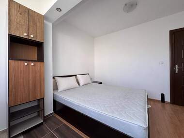 Miete - Wohnung in Izgrew,  Burgas