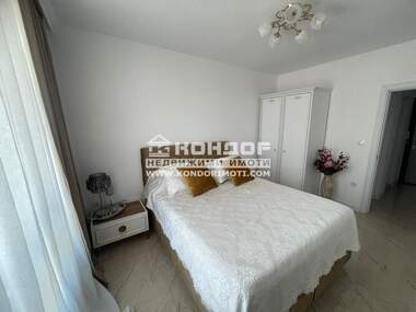Vânzare - Apartament în Hristo Smirnenski,  Plovdiv