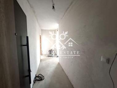 Verkauf - Wohnung in Trakia,  Schumen