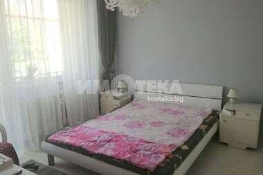 Miete - Wohnung in Nadejda 3,  Sovia