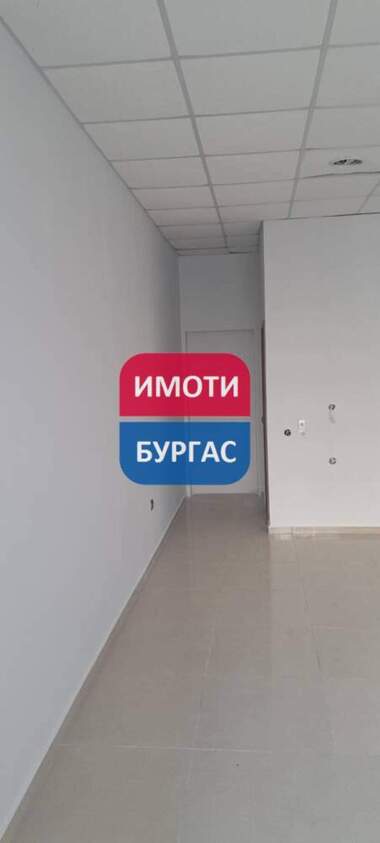 Продажа - Квартира в Лазур,  Бургас