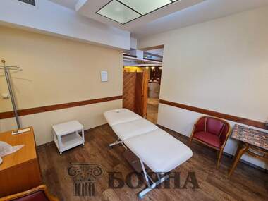 Vânzare - Salon de frumusețe/Birou/Restaurant/Cabinet de stomatologie în Center,  Ruse