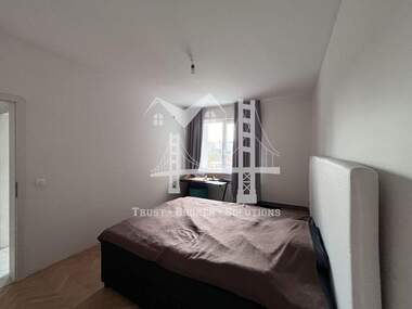 Vânzare - Apartament în Mladost-2,  Sofia