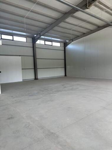 For rent - Storage in Promishlena zona - Iug,  Veliko Tarnovo