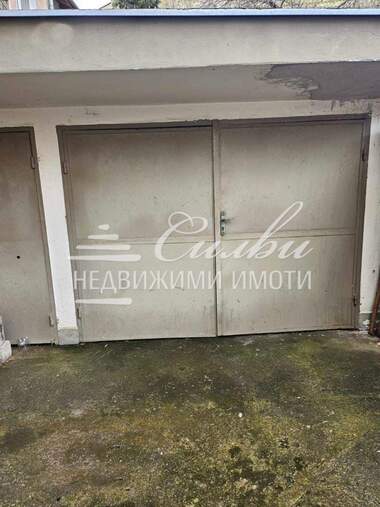 Продажба - Гараж във Военно училище,  Шумен