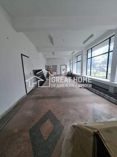 For rent - Store in Centar,  Targovishte