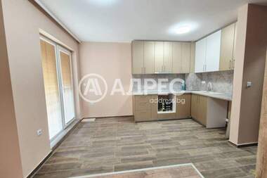 Kira - Apartman olarak Pogrebi,  Varna
