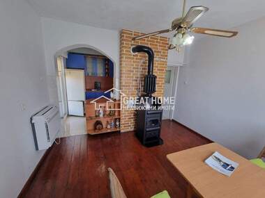 Verkauf - Etage von Haus in Borowez,  Targowishte