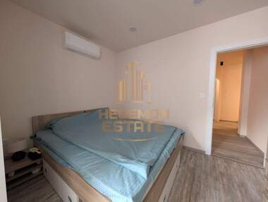Vânzare - Apartament în Center,  Varna