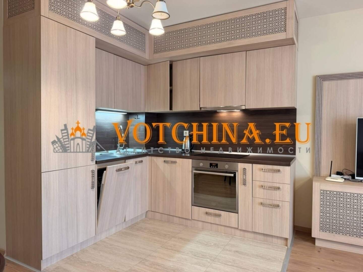 Двустаен Апартамент в Златни Пясъци, Варна – снимка 5