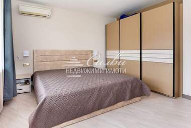 For sale - Floor of a house in Veliki Preslav,  Shumen
