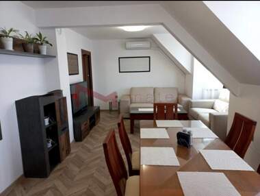 For sale - Apartment in Liatno kino Trakia,  Varna