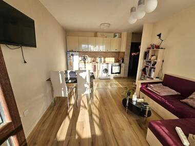 Miete - Wohnung in Mladejki halm,  Plowdiw