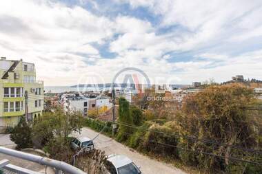 Vânzare - Apartament în Briz,  Varna