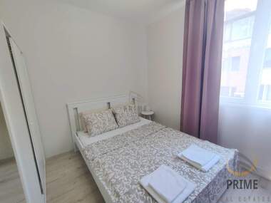 Miete - Wohnung in Wazrajdane,  Burgas