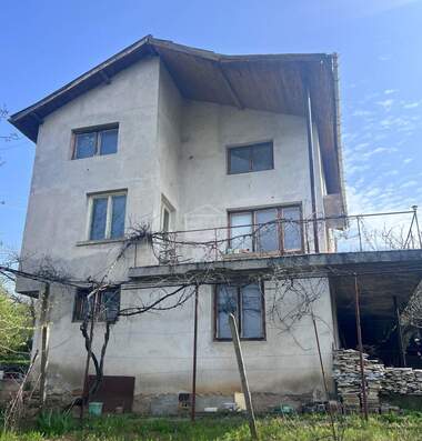 For sale - House in Studentski Grad,  Vraca