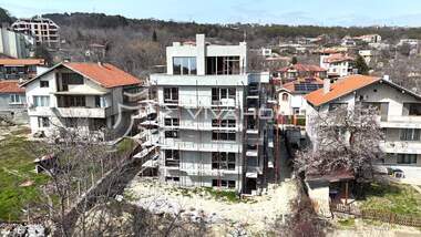 Продажба - Апартамент във Виница,  Варна