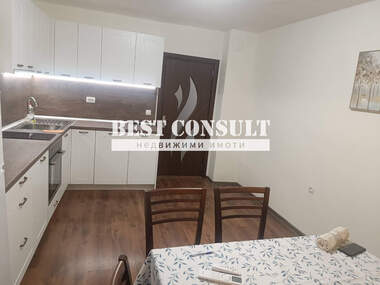 Închiriere - Apartament în Hășove,  Ruse